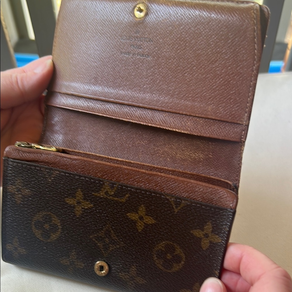 Louis Vuitton Monogram Wallet - Picture 7 of 12
